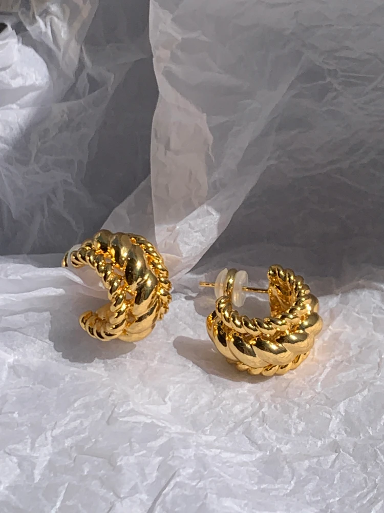 Brass With 18K Twist CC Hoop Earrings Women Jewelry Punk Party T Show Gown Runway Trendy  Korean Japan Israel  Style INS