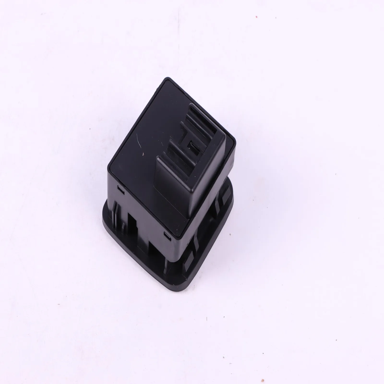 1Pc Power Window Switch Center Console NC11-66-350B-02 FOR Mazda Miata 1999-2000 1.8L