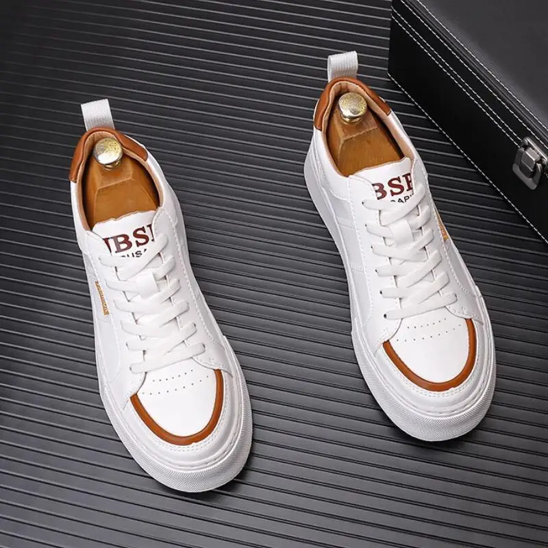 

2023 spring and summer new small white shoes Korean version of the trend thick sole leisure low top breathable board shoes a19