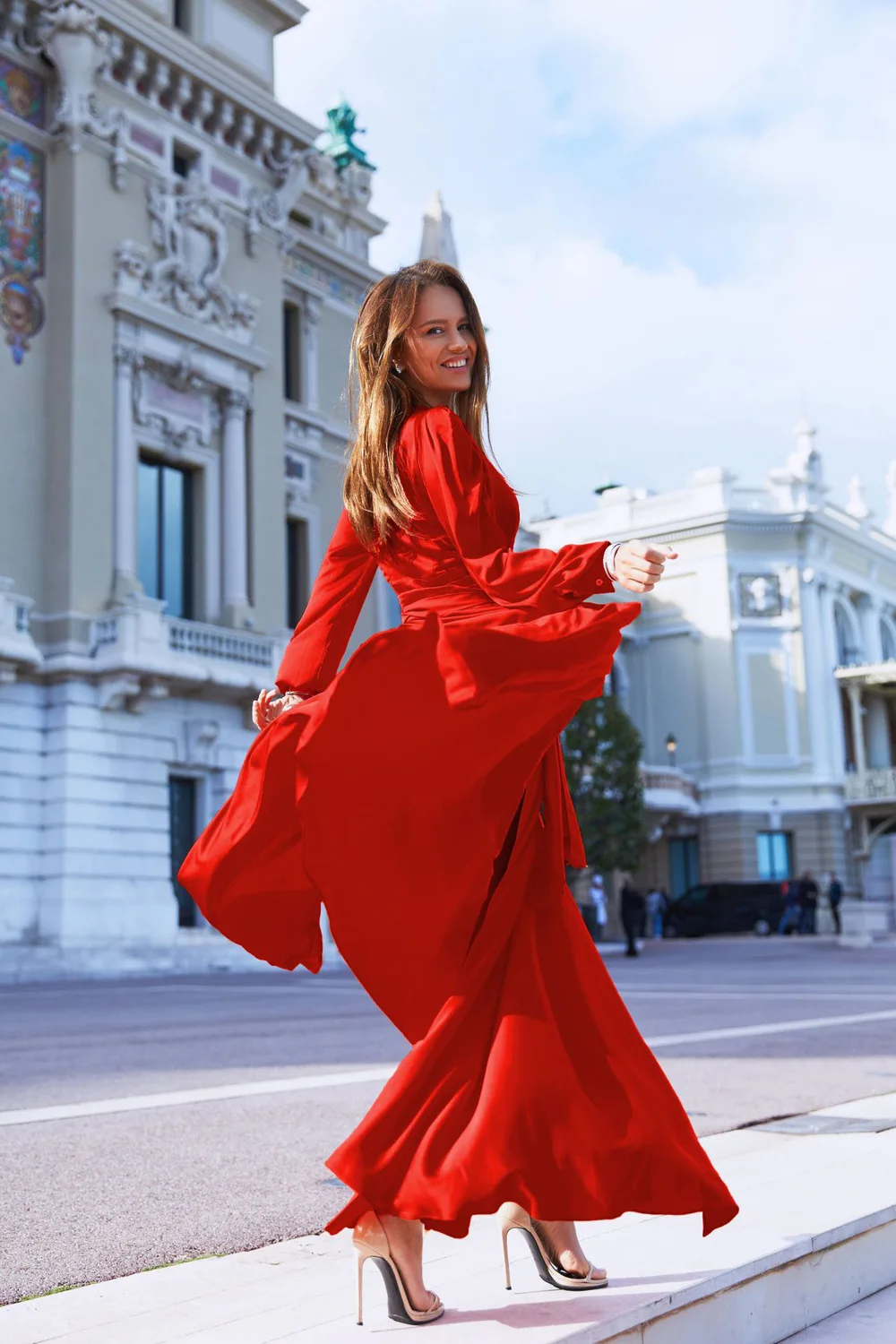 Damen Maxikleid mit tiefem V-Ausschnitt, langen Ärmeln, hoher Taille, aus einfarbigem Satin, Wickeloptik und hohem Schlitz – elegant für den Alltag und Abendveranstaltungen, ideal für Hochzeiten und Partys