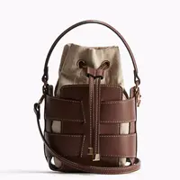 Bolso tipo cubo cruzado a la moda, bolsos huecos de diseño lujoso, bolsos de hombro pequeños para ocio al aire libre para mujer