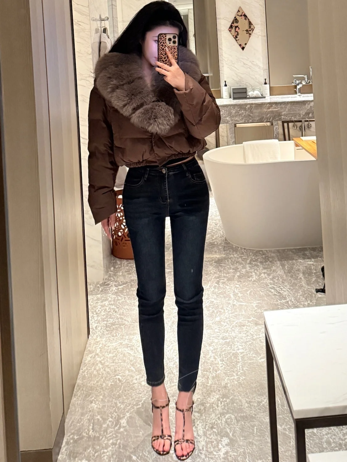 

High Waist Slim Fit Jeans Women's Autumn Fashion Sexy Cotton Stretch Denim Pants Tummy Control Butt Enhancing Capri Length