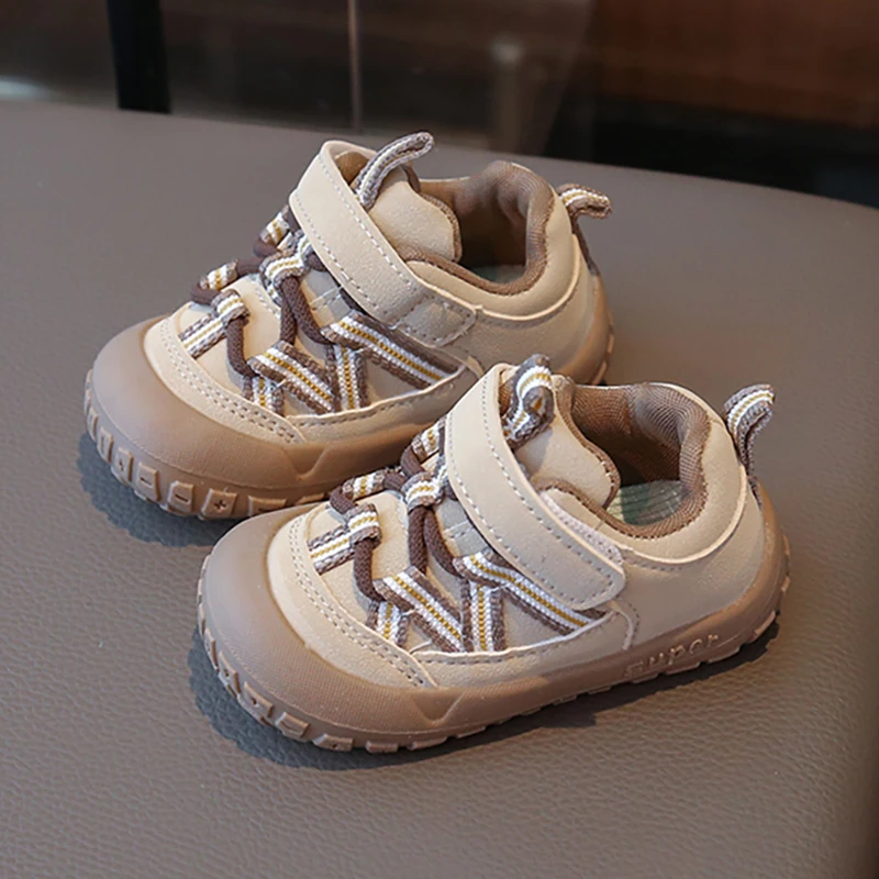 

Осенняя спортивная обувь, детские эргономичные кроссовки из искусственной кожи для маленьких мальчиков и девочек, обувь для малышей на мягкой подошве, детские повседневные кроссовки