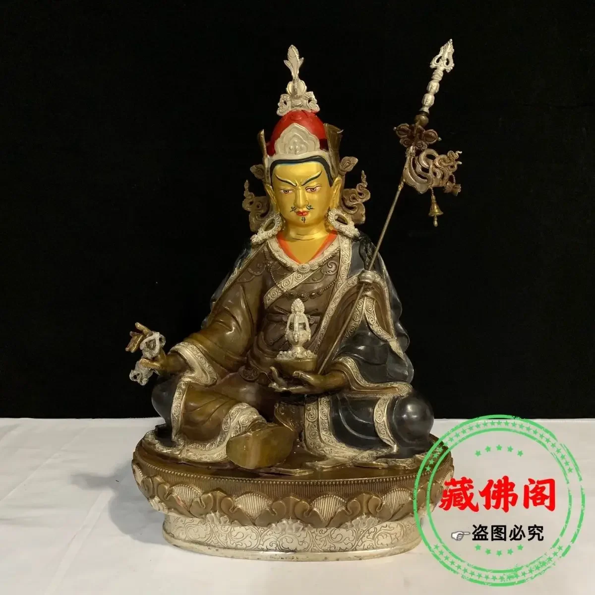 One foot five Lotus Pure Copper Seiko Tibetan Retro Buddha Statue Home Home 15 inch Gilt Silver Buddha Hall