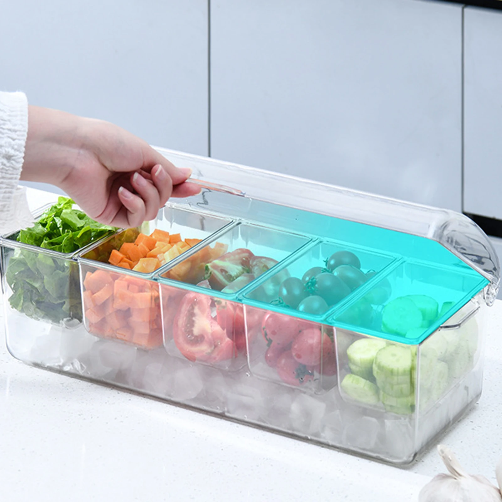 

Пластиковые контейнеры для хранения пищевых продуктов, контейнеры с прозрачными охлажденными приправами и крышкой подходят для сервировки измельченных овощей