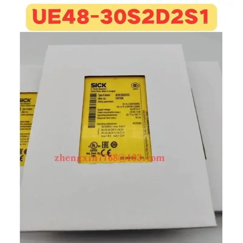 Brand New Original UE48-30S2D2S1 UE48 30S2D2S1 1067636 Safety Relay
