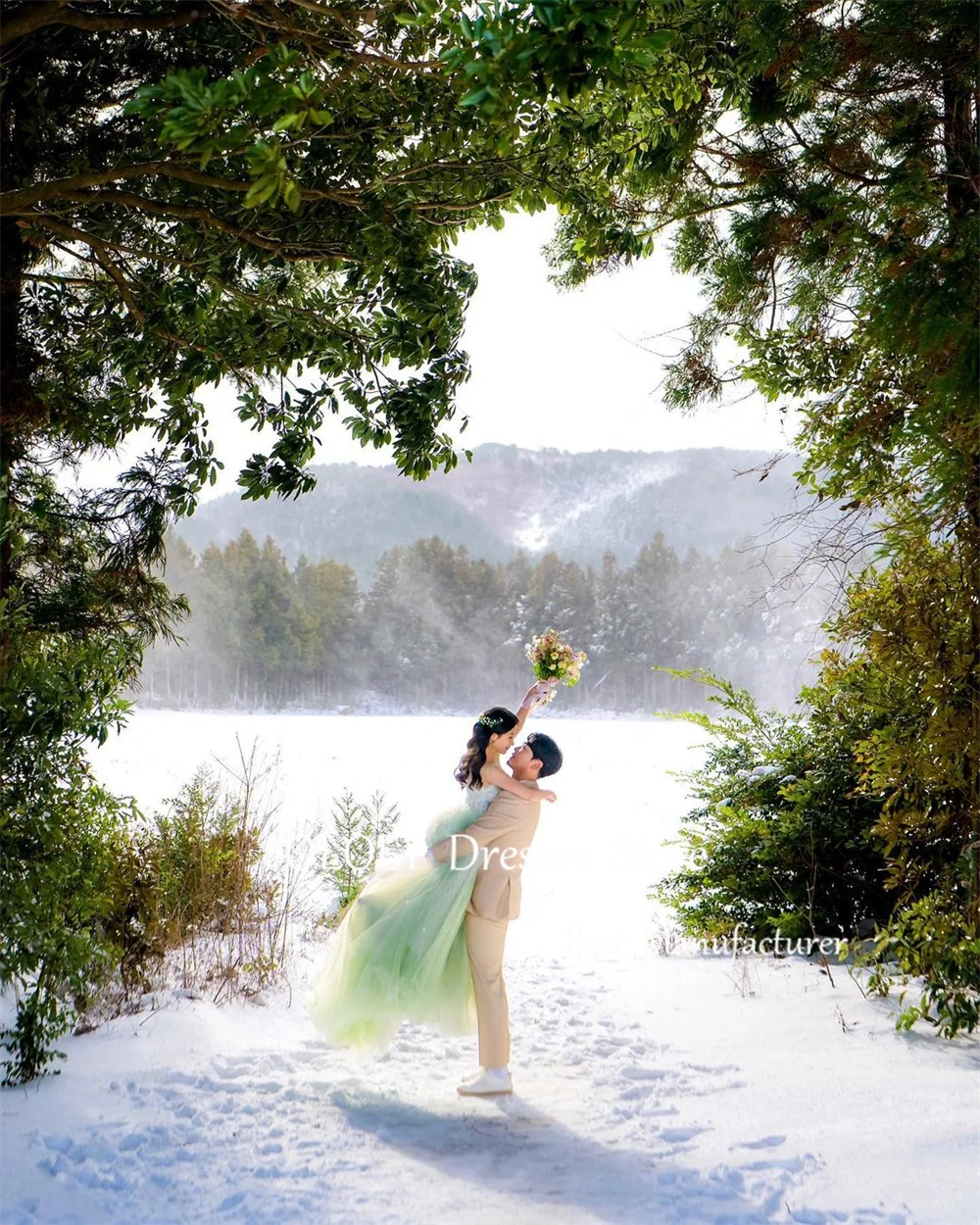 OLOEY 2025 nuevo vestido de fiesta verde Corea sesión de fotos sin mangas una línea vestido de fiesta de boda plisado tul marfil red hasta el suelo personalizado