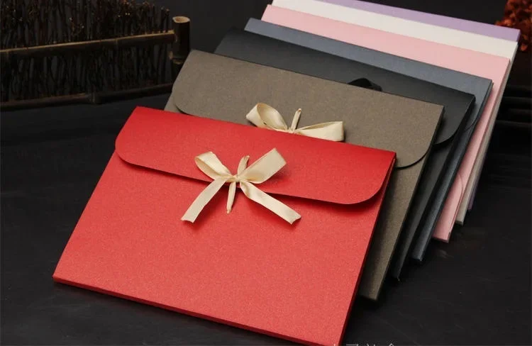 200pcs 24*18*0.8cm Kraft paper pocket bag Kerchief Handkerchief Silk scarf packing boxes card gift Envelope box