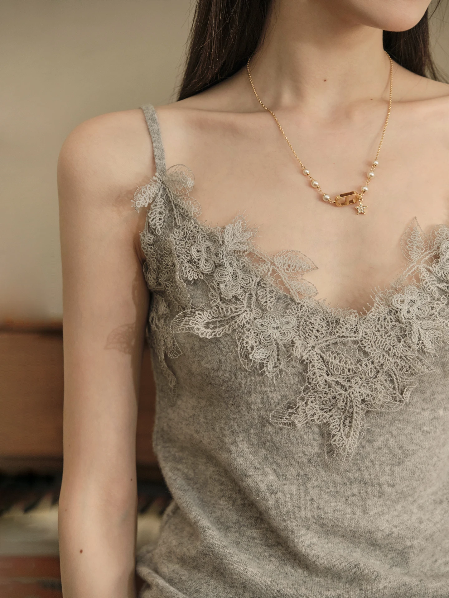 

ChillCozy Classic Return Wool Blend Csole Women's Knitted Top Casual Sle V-Ne Svel Plant Floral Pattern