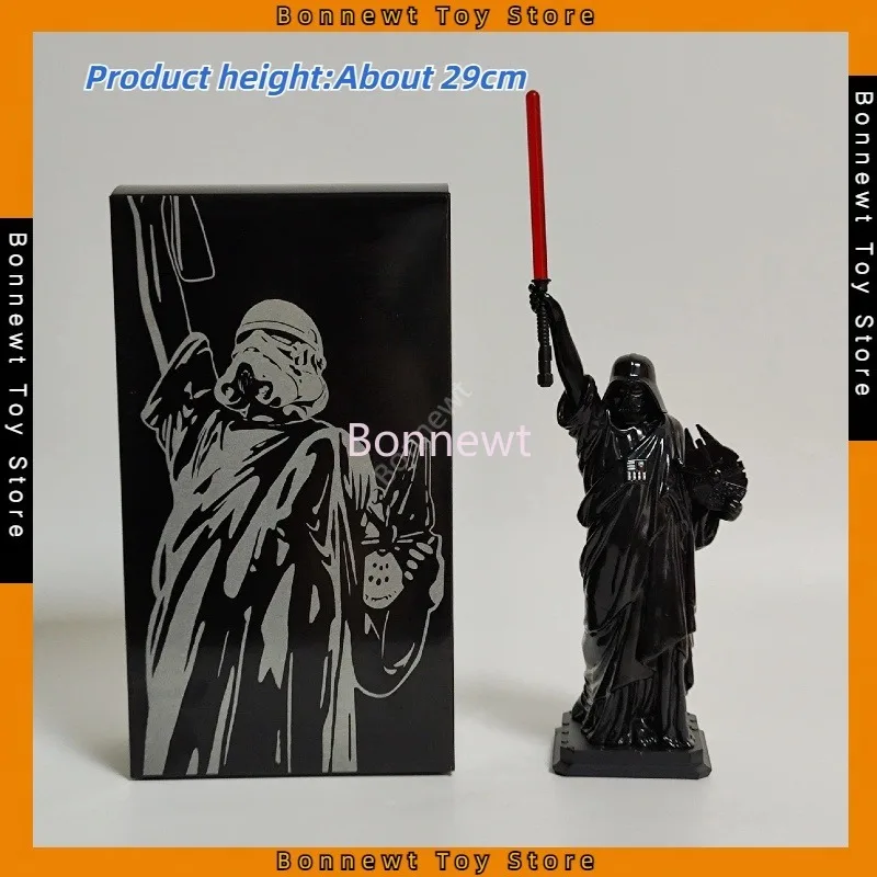 

New 2 Styles Star Wars：black and white soldier cos goddess statue freedom warrior peace warrior statue hand model ornament