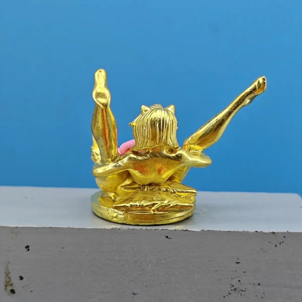 Brass Apron Dress Female Mini Figurine Collectible Statue Desktop Decor Home Ornament Craft Gift