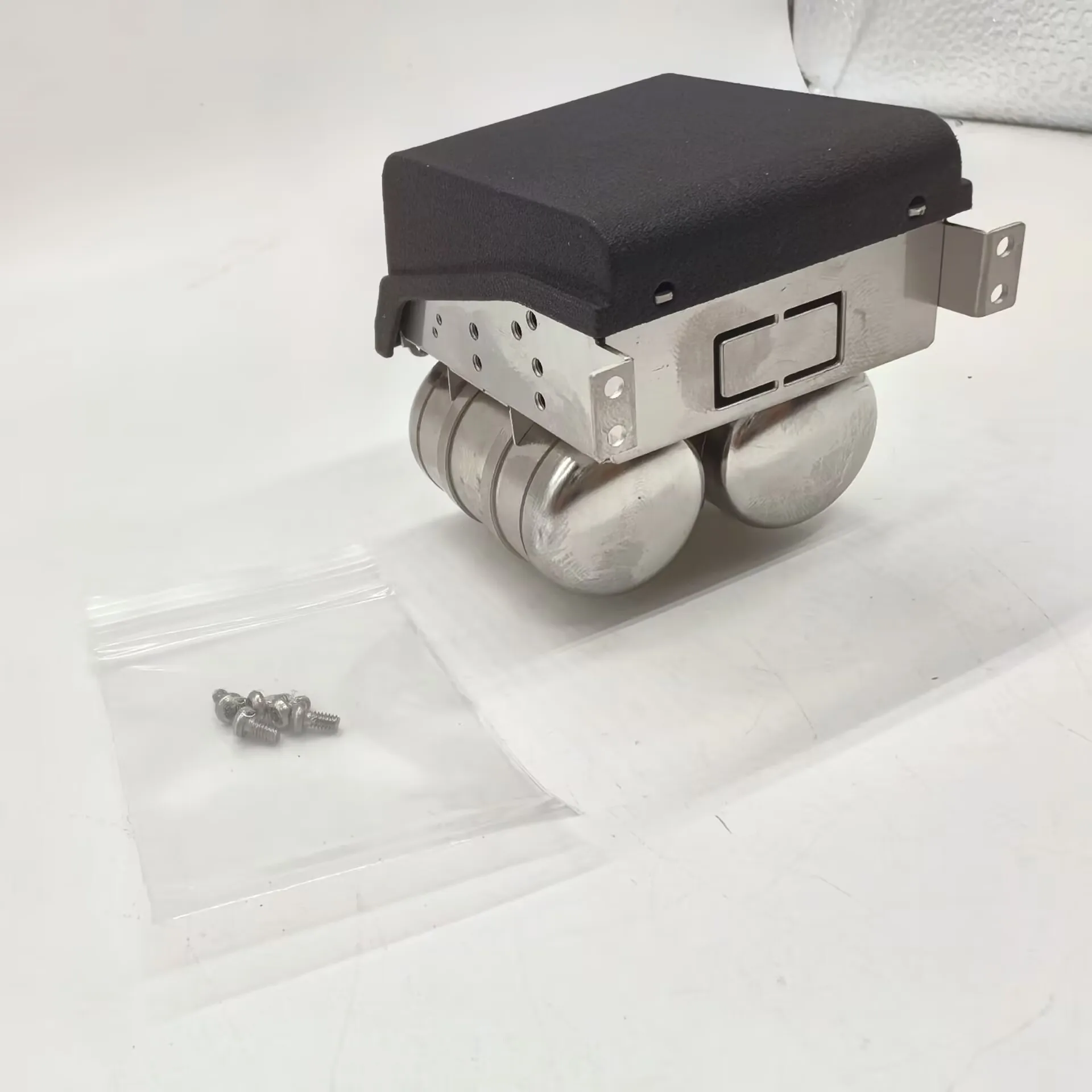 

Модель Scaleclub для Tamiya для Scania 1/14 R620 R470, аккумуляторная коробка, воздушный бак, аксессуары для авто, подходит для конкретных групп, сделай сам