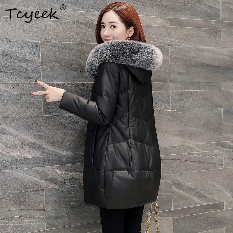 Tcyeek Schaffell Weiße Entendaunen Herbst Winter High-End-Kapuze Schwarz Mittellange Damen-Echtlederjacke Jaqueta Couro