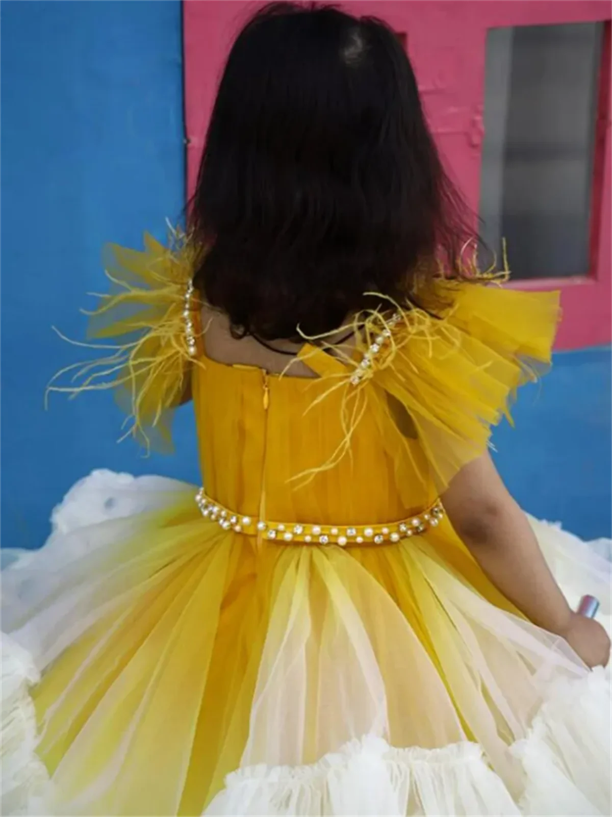 Vestido de flores para niña, traje mullido en capas de tul con volantes y cinturón de perlas, elegante vestido de flores para fiesta de cumpleaños