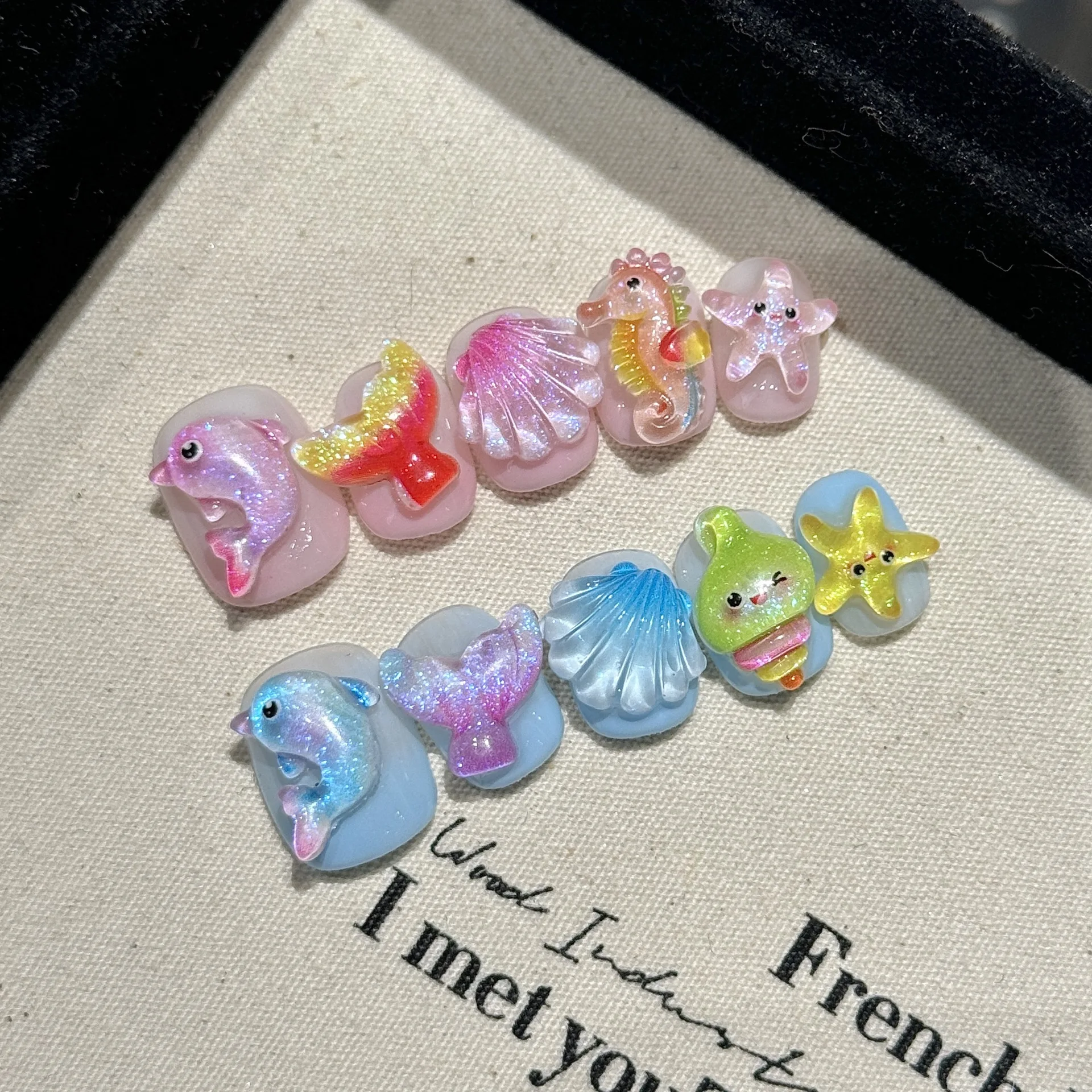 

10Pcs Handmade Press on Nails Full Cover Cute Jellyfish Seahorse Starfish Short Ballerina Cat Eye False Nails Wearable Manicure
