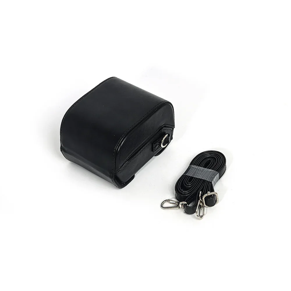 

Маленькая сумка для камеры GO 1-го и 2-го поколений из гибкого полиуретана с внутренним бархатным слоем для защиты устройства.