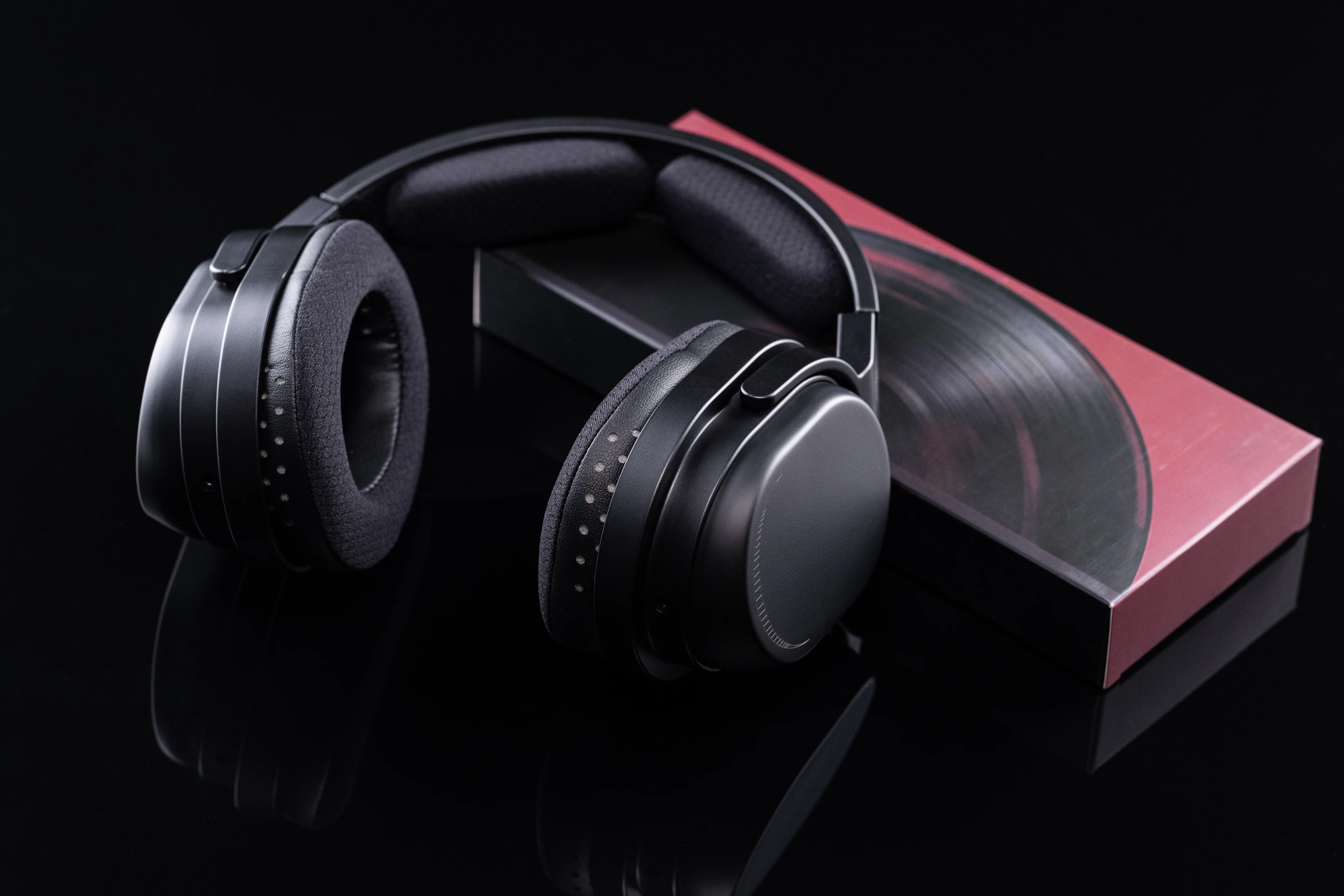 MOONDROP JOKER Fone de ouvido com driver dinâmico de 50 mm Fone de ouvido de tamanho completo com plugue estéreo de 3,5 mm