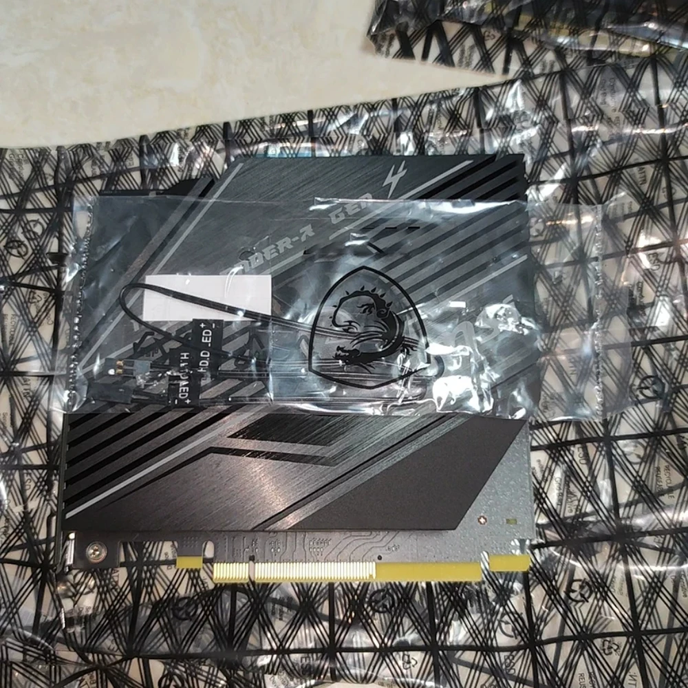 M.2 XPANDER-Z GEN 4 拡張カード