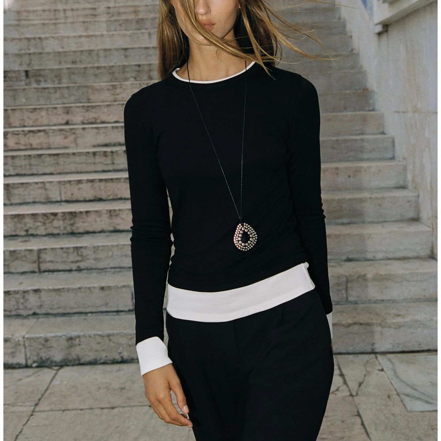 خريف شتاء جديد المرأة سليم صالح جولة Ne Long Sve مستقيم أنبوب بوت طبقة مزدوجة اللون بلو تي شيرت أعلى