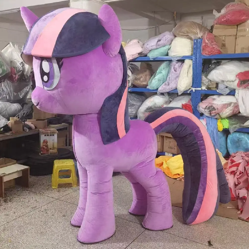 Cartoon Lila Einhorn Pferd Aufblasbares Maskottchen-Kostüm Erwachsenen-Cosplay Fliegendes Pferd Charakteranzüge Geburtstag Karneval Party Geschenke