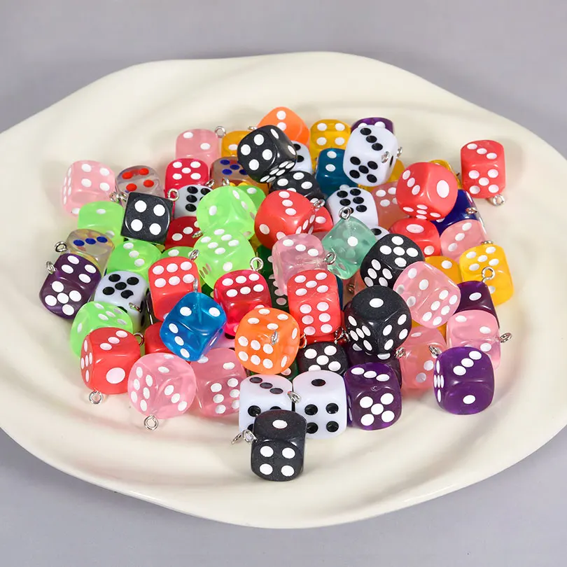 10/30/50/100pcs/Lot Resin Transparent Dice Charm Games Dice Pendant For Jewelry Making  DIY Earrings Pendants Craft Accessories