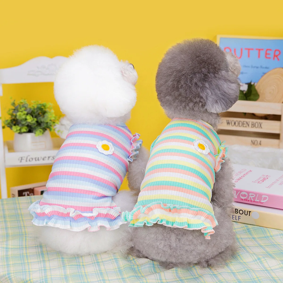 

Pet Clothes Fashion Striped Contrast Color Stitching Puppy Clothes Vest Spring and Summer Cute Ruffled Pet Products Cat Clothes