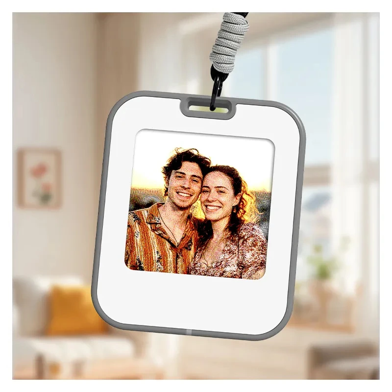 Color NFC-Powered E-Ink Display Tag E-paper Keychain Eink PhotoTag BagTag Photo Keychain Pet Nameplate
