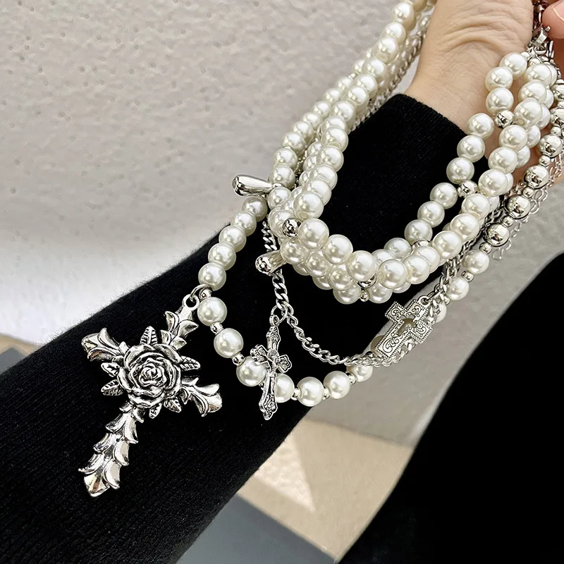 Goth Fashion Rose Cross Imitation Pearl Beadd Pendant Necklace for Women Cool Charm Aesthetic Accessories Vintage Luxury Jewelry