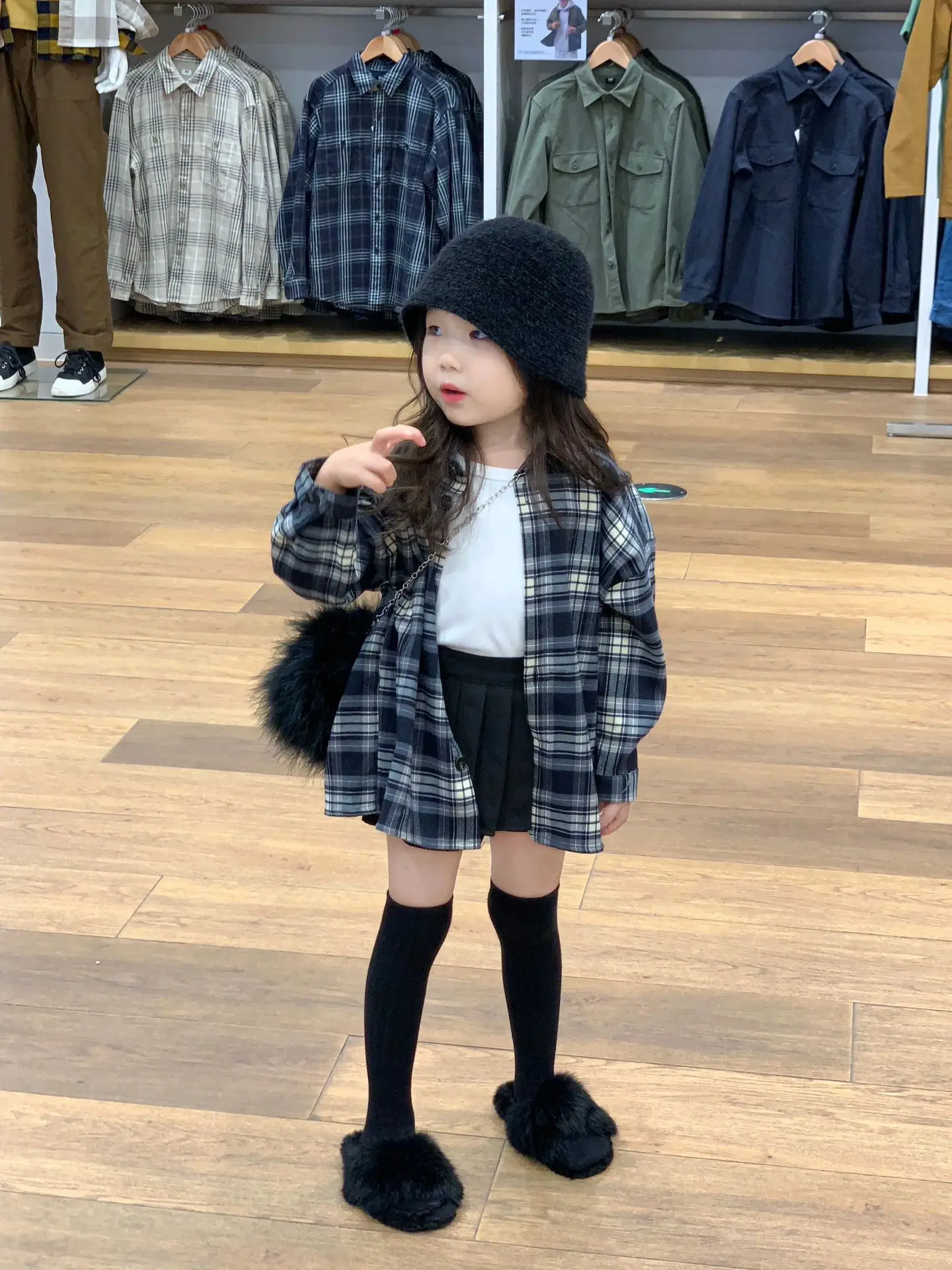 Girls Set 2025 Autumn New Korean Style Fashionable Checkered Shirt White Vest Pleated Skirt Three Piece Set Daily Fashion Wear