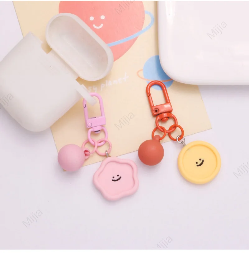 Cute Smiling Face Resin Keychain Heart Flower Cloud Bag Pendant DIY Accessories Candy Color Key Chains Decoration Jewelry