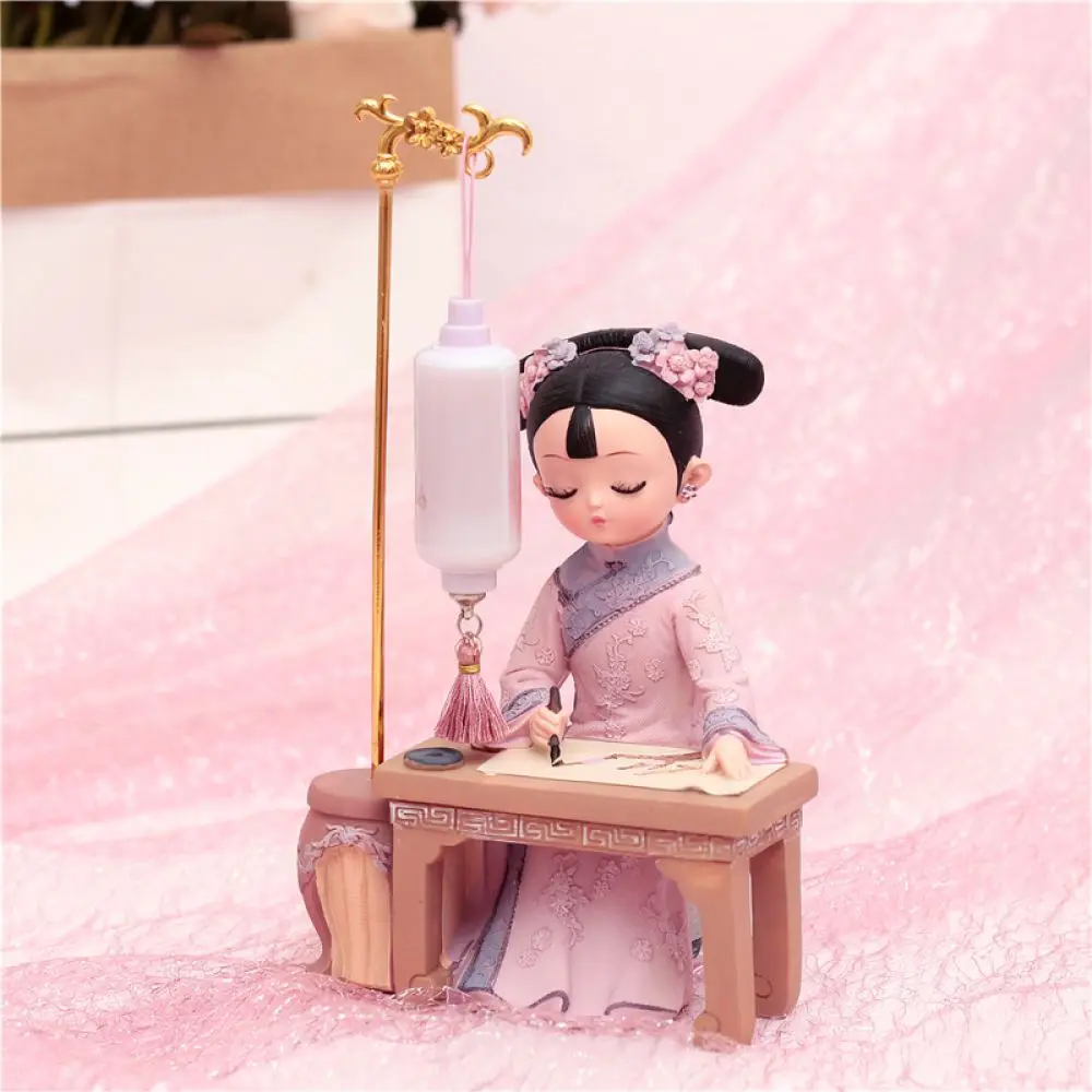 Retro Court Princess Resin Ornament Statue Artistic Desktop Decor Cute Handmade Sculpture For Home Birthday Gift