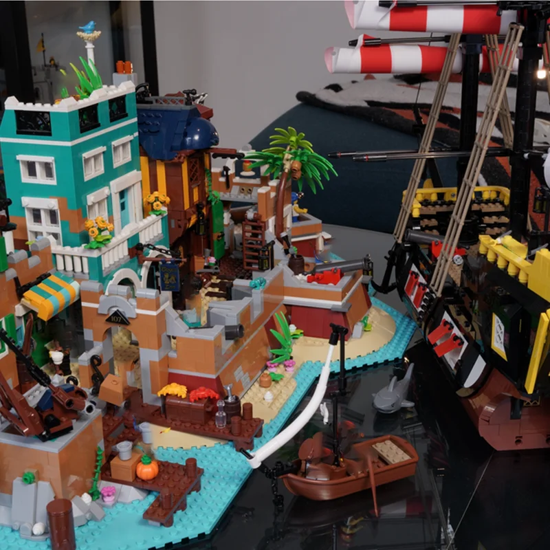 3247pcs MOC Pirate Port Nassau Ship Model Building Blocks Home Decor Desk Display Shelf Accent Creative Premium Gift For Adults