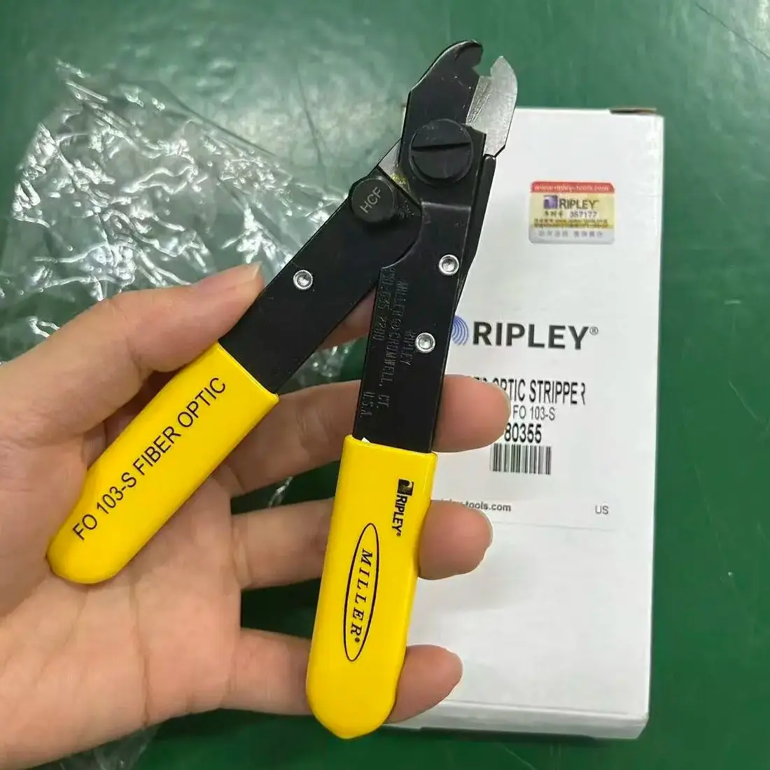 

Original Miller Fiber Optic Stripper FO 103-S single port fiber loose tube stripping pliers FO103S