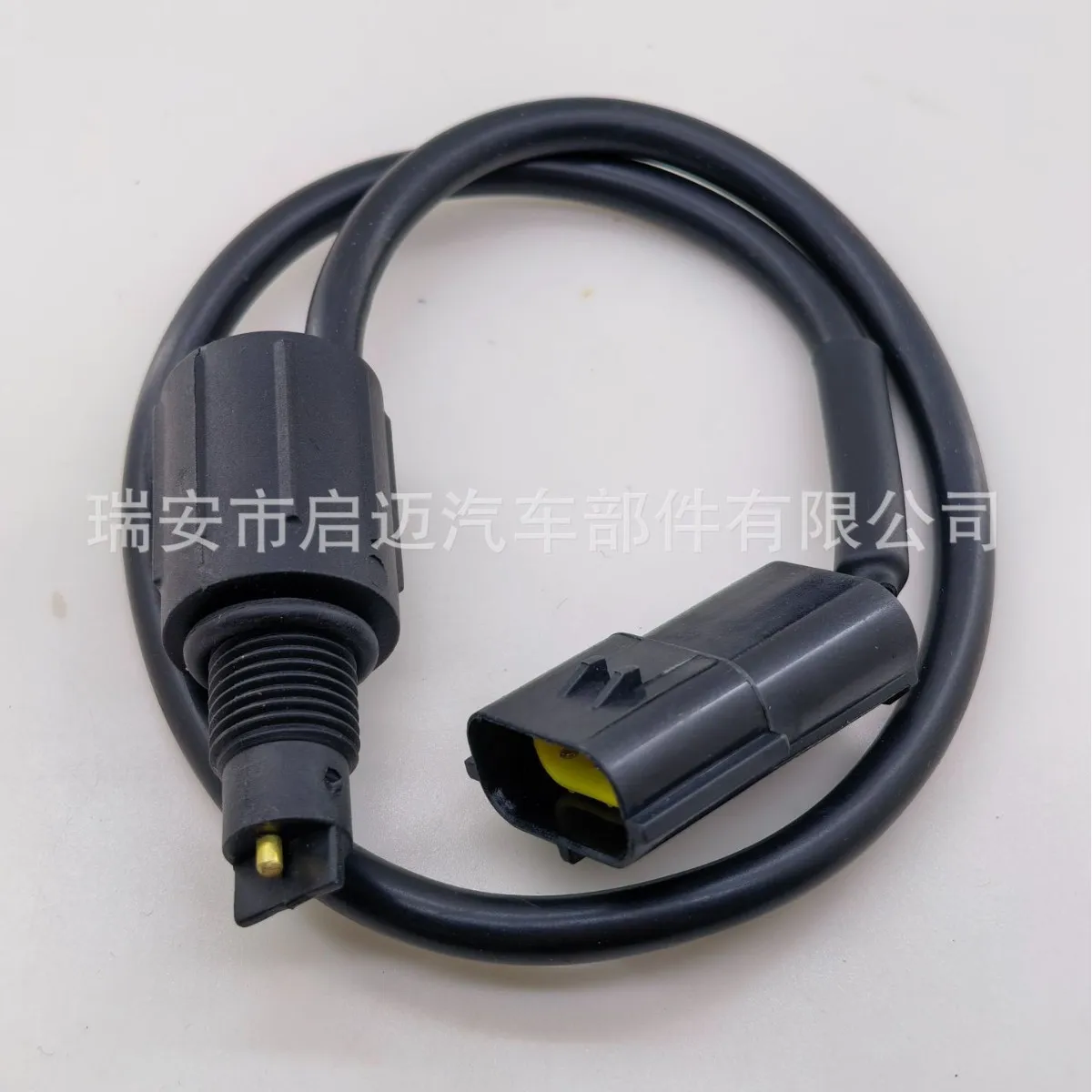 R90P W0031-L Suitable for Jianghuai K7 water level sensor Long wire three plug 0205 Suitable for Parker diesel filter