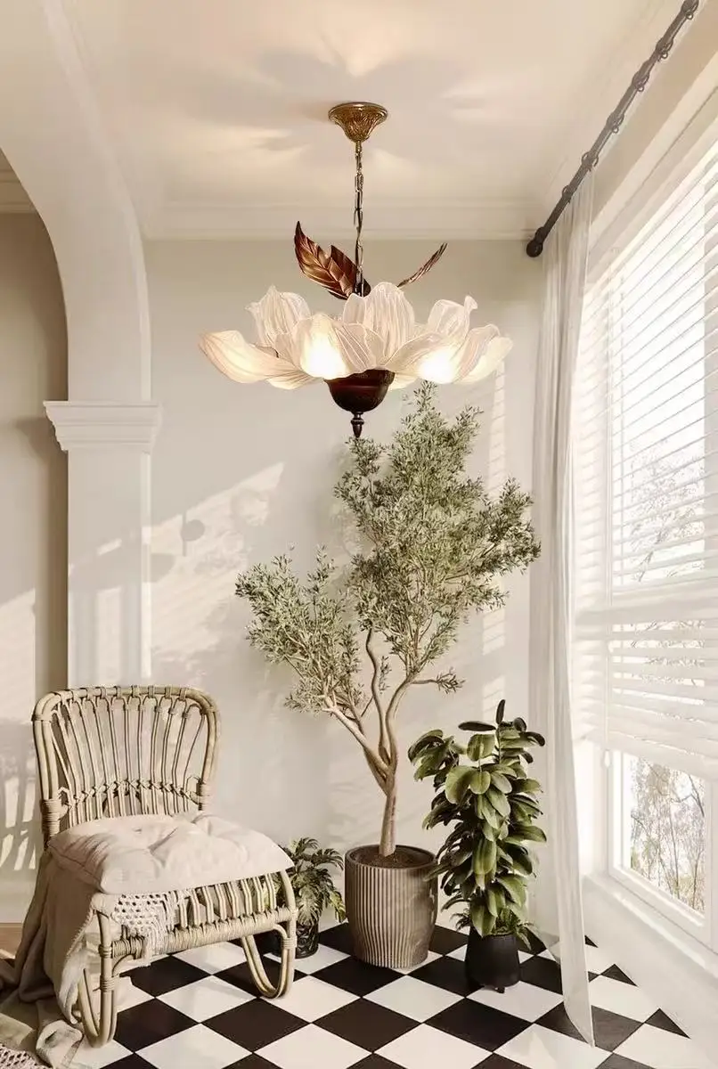 Medieval French Vintage Luxury Floral Acrylic LED Pendant Light Art Creative Lustre Lamps for Bedroom Home Decoration Chandelier