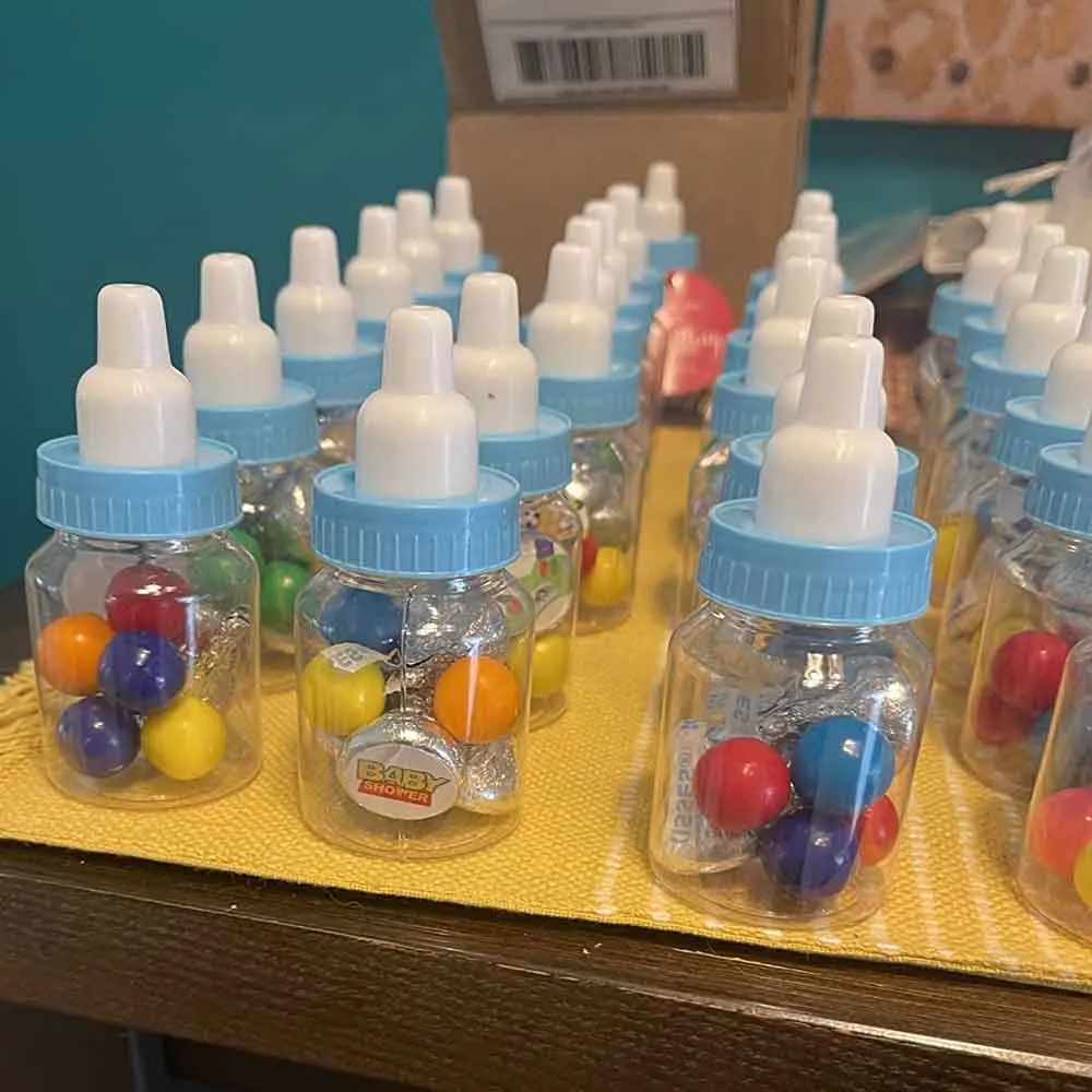 12pcs Blue Pink Baby Bottle Candy Box Baby Shower Boy Girl Birthday Party Candy Chocolate Packaging Box Gender Reveal Gift Box