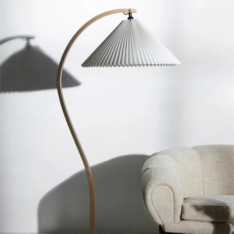 

Solid wood pleated floor lamp, designer medieval, living room bedroom sofa, side decorative lamp