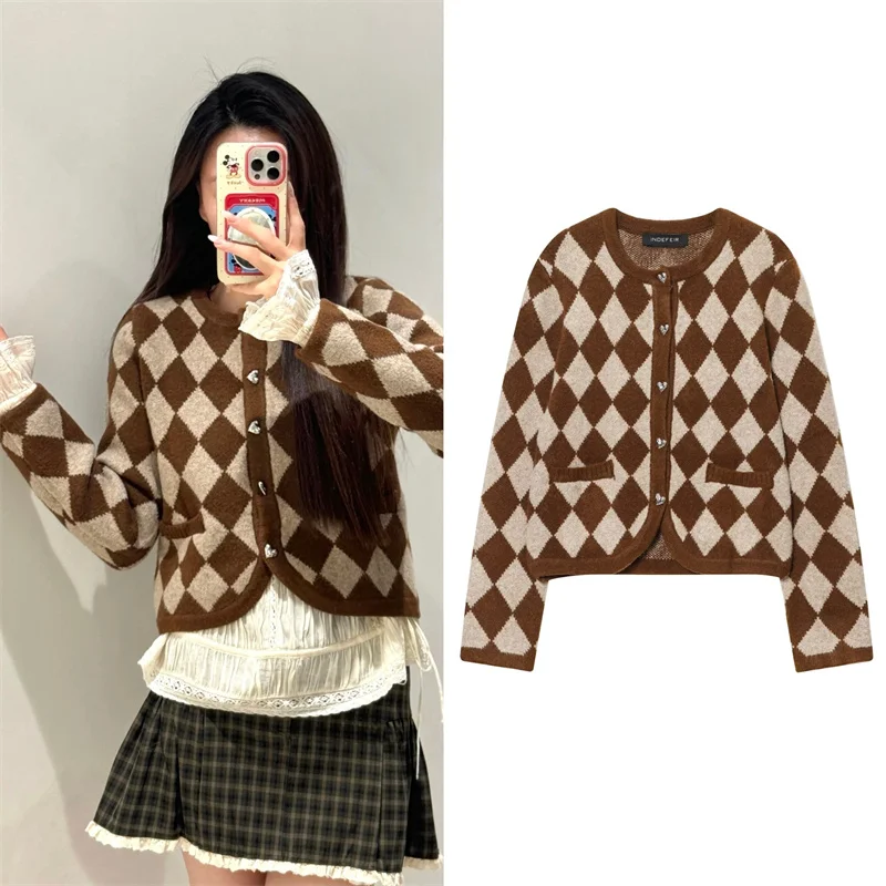 

Женская куртка, осень 2023, новый стиль, цветные блоки, ромбовидный узор, милый вязаный кардиган с длинными рукавами, повседневная модная универсальная куртка