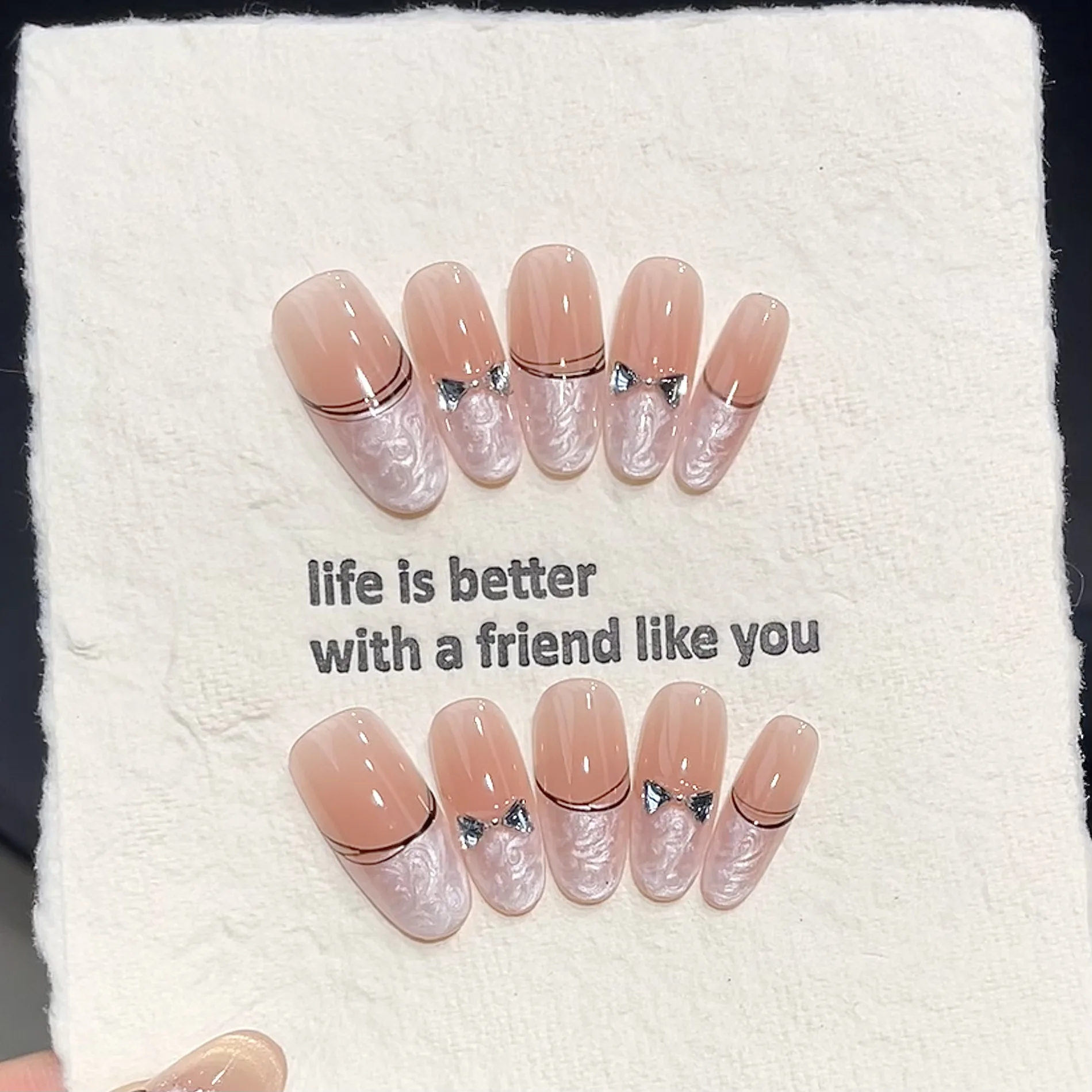 10pcs Handmade Middle Oval Press On Nails Nude Pink Aurora Cat Eye French Design Sweet Cute Fake Nails Wearable Nails Art Tips