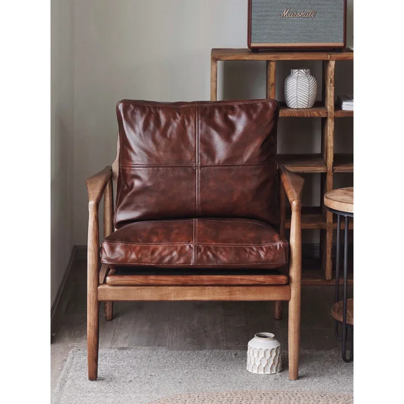 Retro-Designer-Flügelstuhl aus massivem Holz und Leder