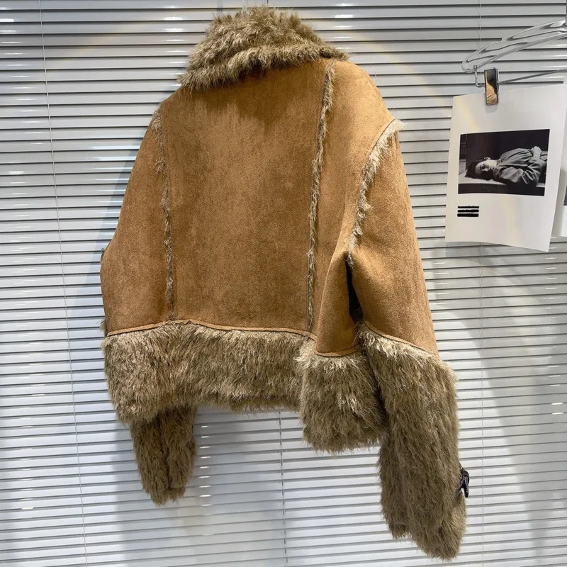 DEAT Women\'s Coat Faux Fur Buckle Design Notched Collar Loose Solid Color Plush Thick Jackets 2024 New Fashion Winter 11A01572