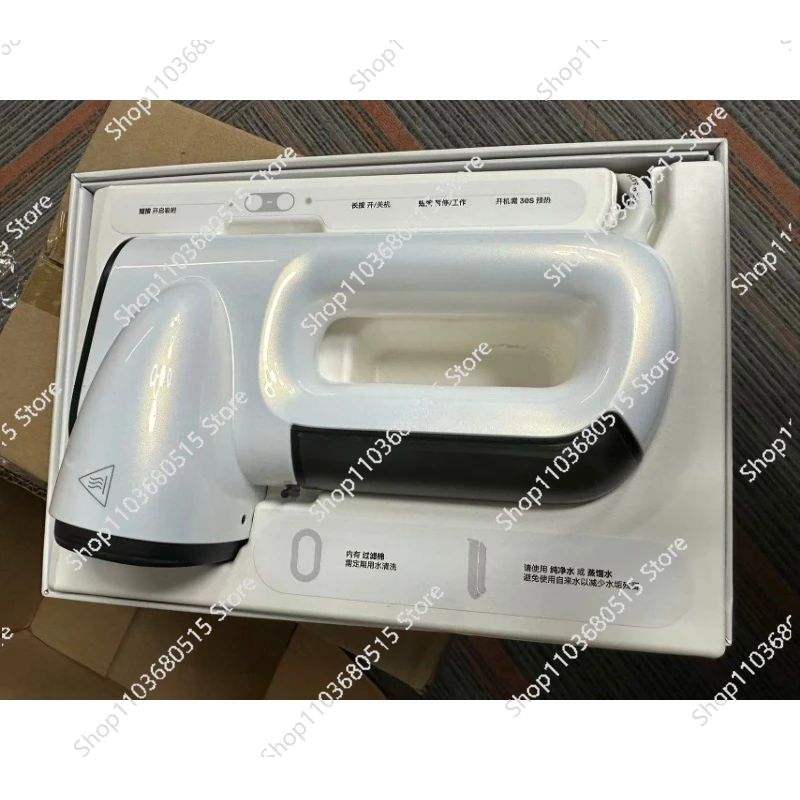 

Handheld Vacuum Steamer Steam Iron with Powerful Suction for Fast Wrinkle Removal