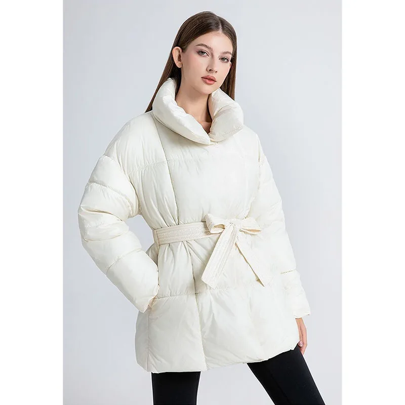 عالية الجودة أسفل معطف المرأة Parkas2025 شتاء جديد دافئ الخصر القطن وسادة مبطنة الإناث الكورية معطف طويل السيدات معطف خارجي