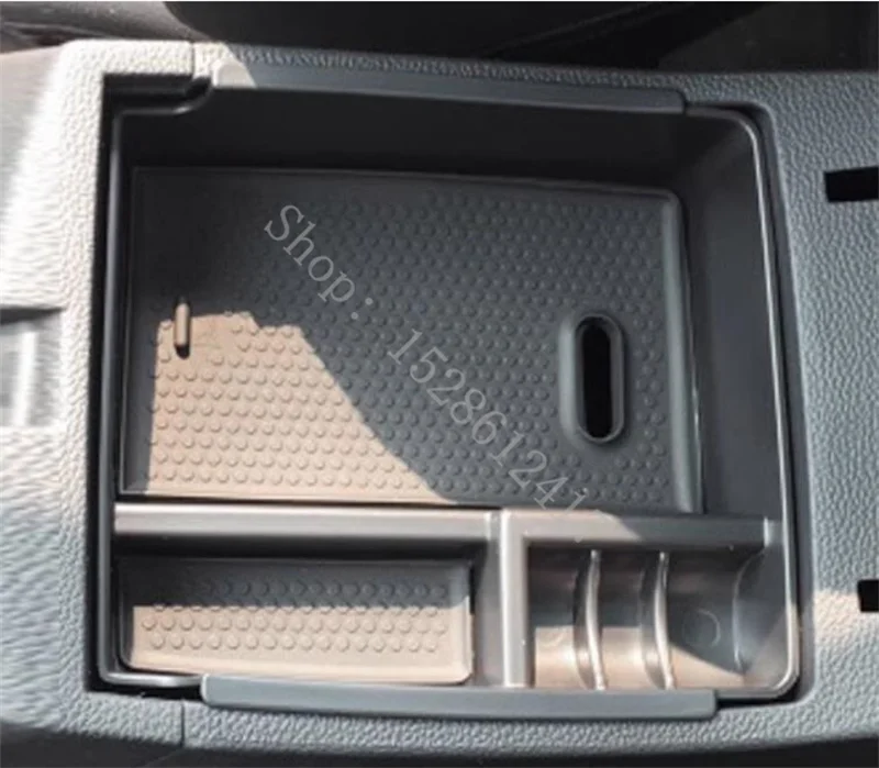 For Hyundai IX35/25/Elantra/Tucson  2010~2020 ABS Car Central Armrest Storage Box Stowing Glove Case Tray Container Accessories