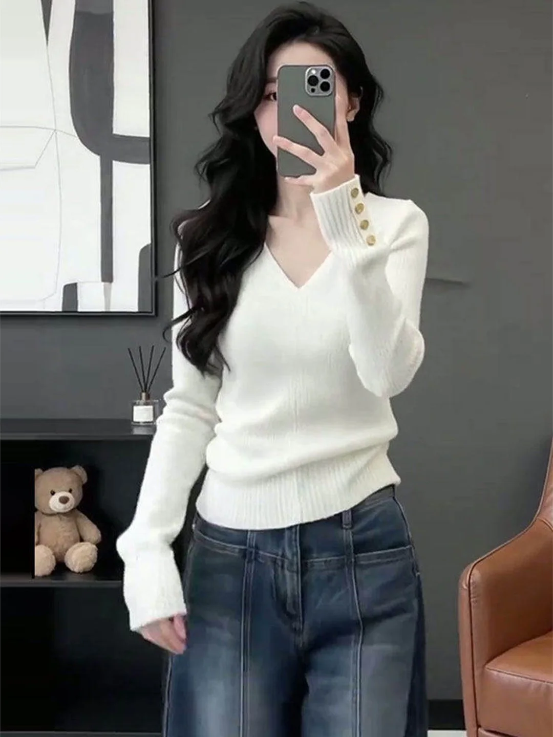 

Korean Style Soft Thickened V-Neck Knitwear Women's Spring Autumn Winter Slimming Sexy Top Button Design Long Sleeve Regular Fit