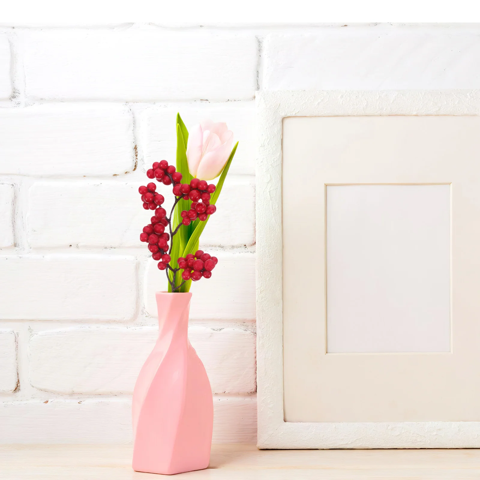 

10Pcs Xmas Simulation Berry Branch Decor DIY Floral Arranging Christmas Adornment Lifelike Branched Berry Home Winery