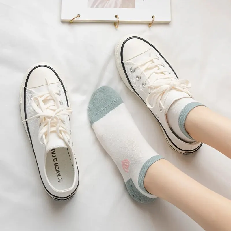 6 أزواج من الجوارب النسائية اللطيفة للربيع والصيف على شكل قلب وخطوط عصرية مريحة منخفضة القطع