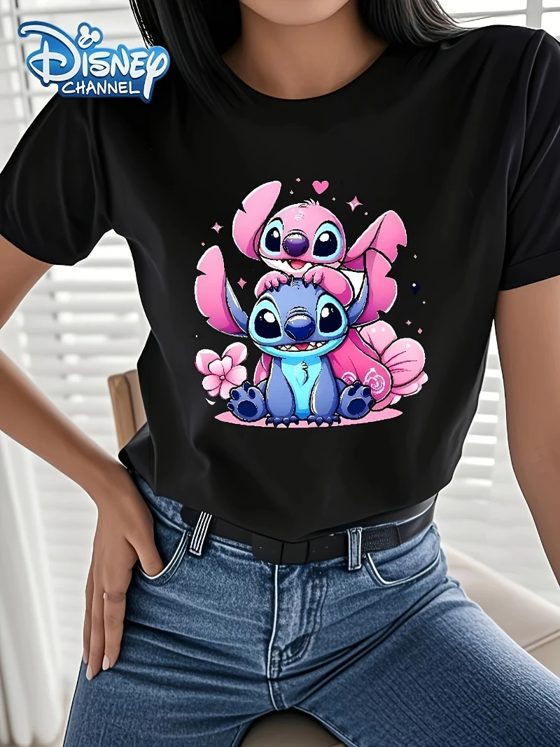 

Potdemiel Mickey Mouse Vintage Retro Mickey Holding Pumpkin Lantern &amp Castle Graphic T-Shirt Official World Birthday