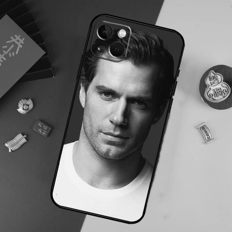 Henry Cavill Phone Case For iPhone 14 15 16 Pro Max X XR XS Max Plus 11 12 13 Pro Max Back Cover