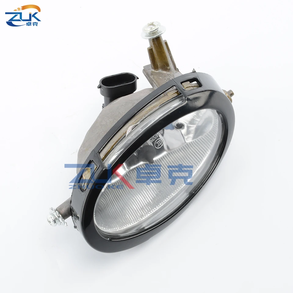 ZUK Front Bumper Fog Light With Bulb For Mazda 3 Axela M3 BK 2003-2010 1.6L Glasses Anti-Fog Lamp Foglamp Foglight